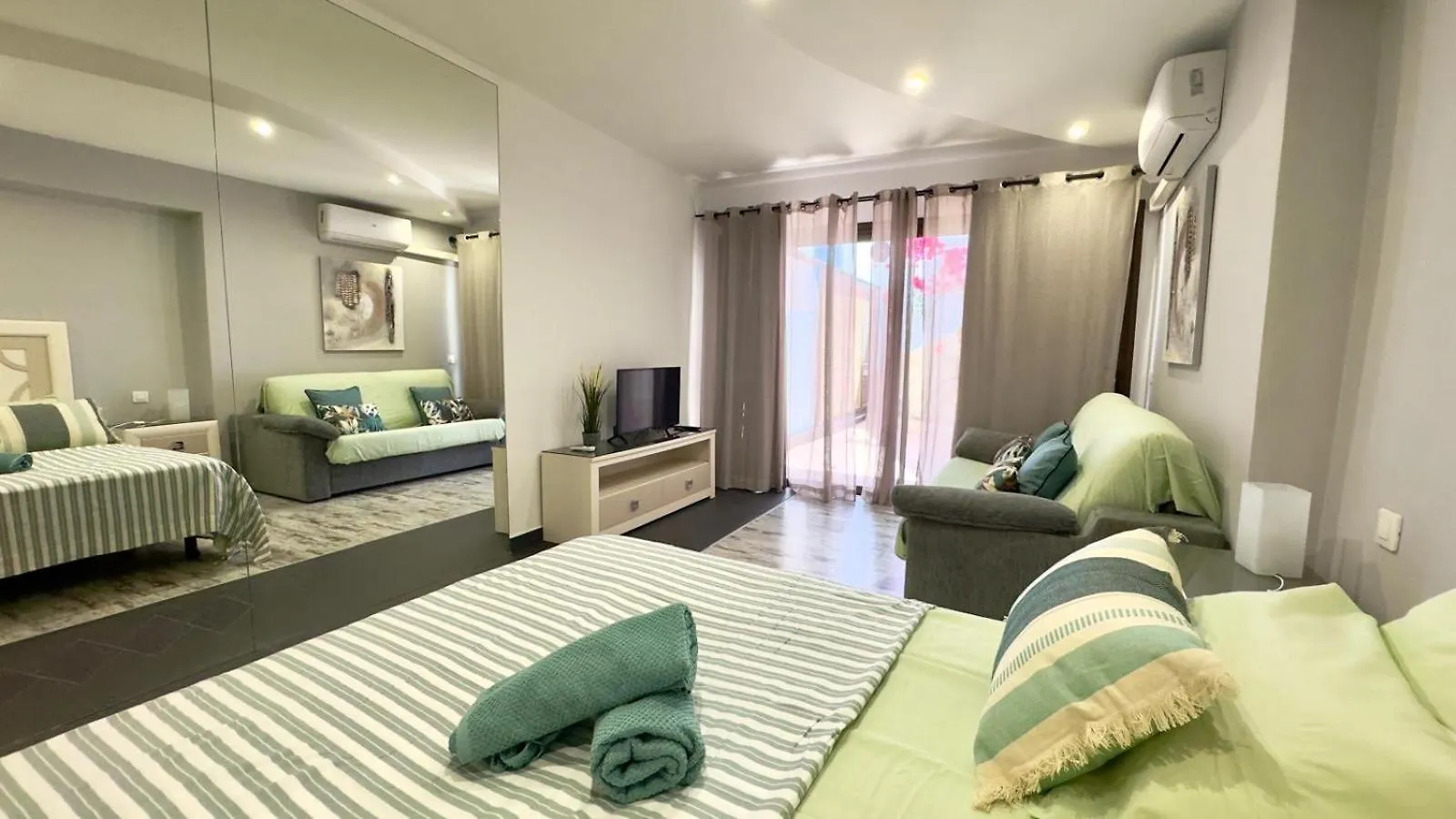 Apartamento Inside Club Atlantis Resort- Fabulous Bungalow Costa Adeje  Espanha